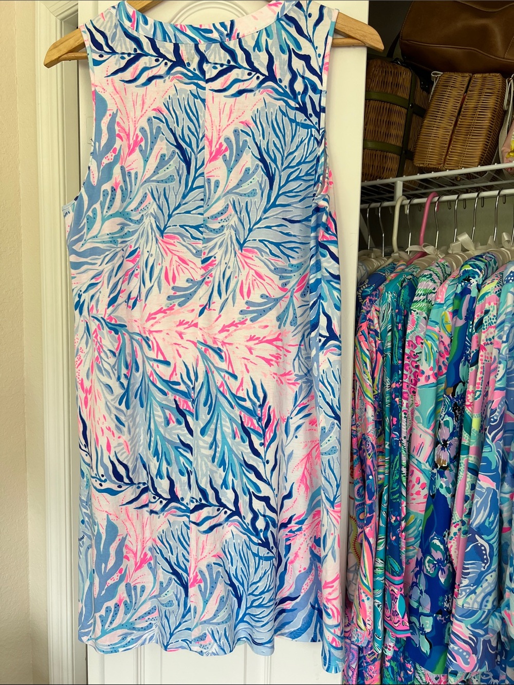 NWOT Lilly Pulitzer Sleeveless V‑Neck Tank Dress in Blue & Pink Coral Print - Picture 5 of 9
